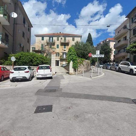 Apartment Pape Split Buitenkant foto